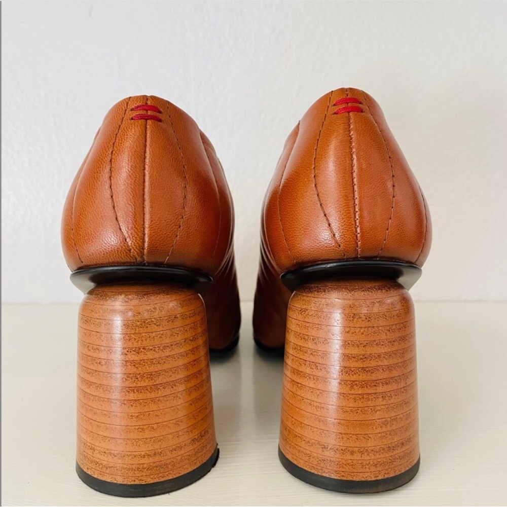 Halmanera Italy well man crafted leather quilted padded square toe cognac pump - Picture 11 of 16